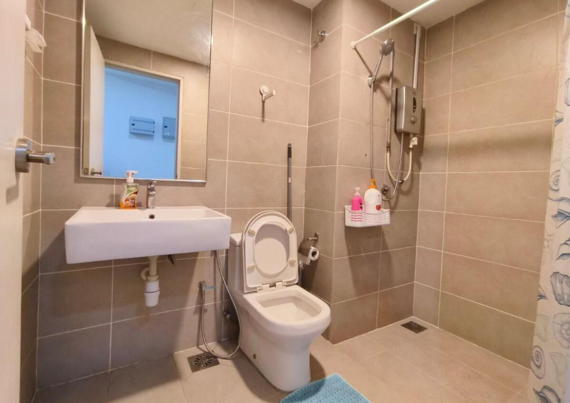 Beauty Mrt-Linked Unit, Dsara Sentral Sovo #Ds3 سونغاي بولوه المظهر الخارجي الصورة