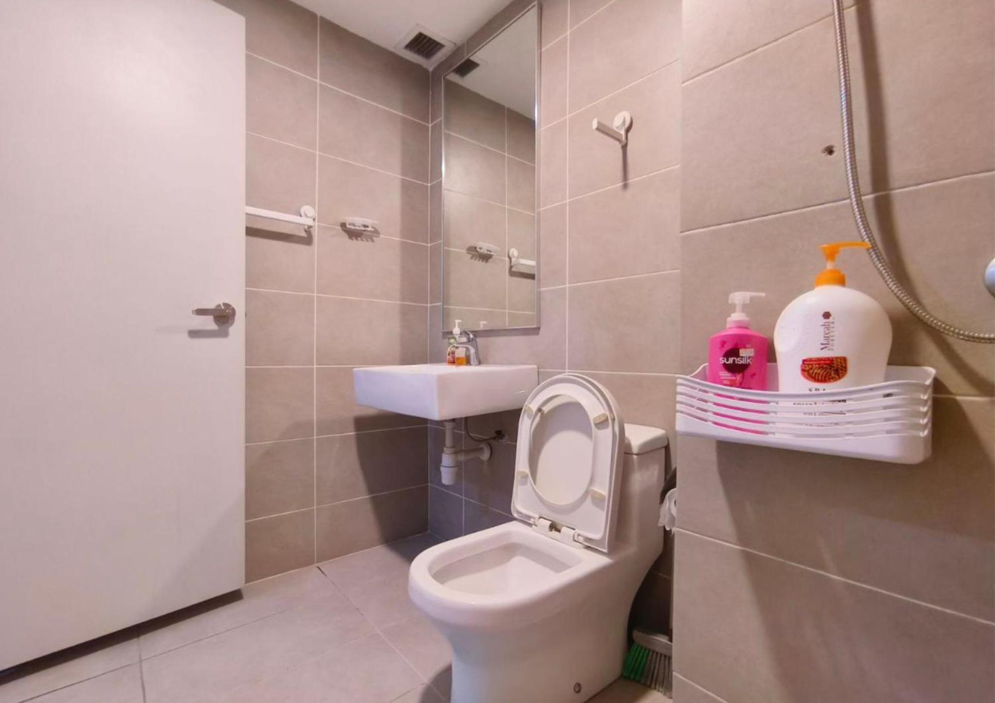 Beauty Mrt-Linked Unit, Dsara Sentral Sovo #Ds3 سونغاي بولوه المظهر الخارجي الصورة